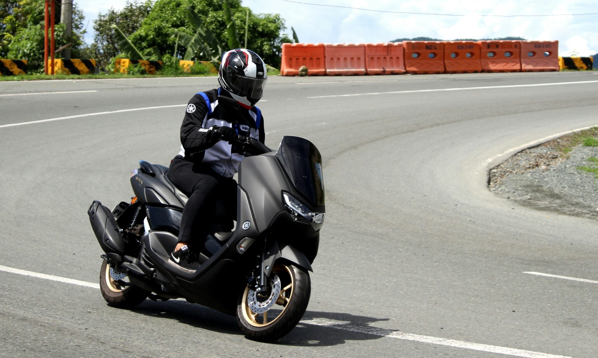 Review NMAX Turbo Neo Custom sebagai city touring matic