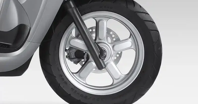 Illustration for Cara Ganti Ban Motor dan Kapan Waktunya