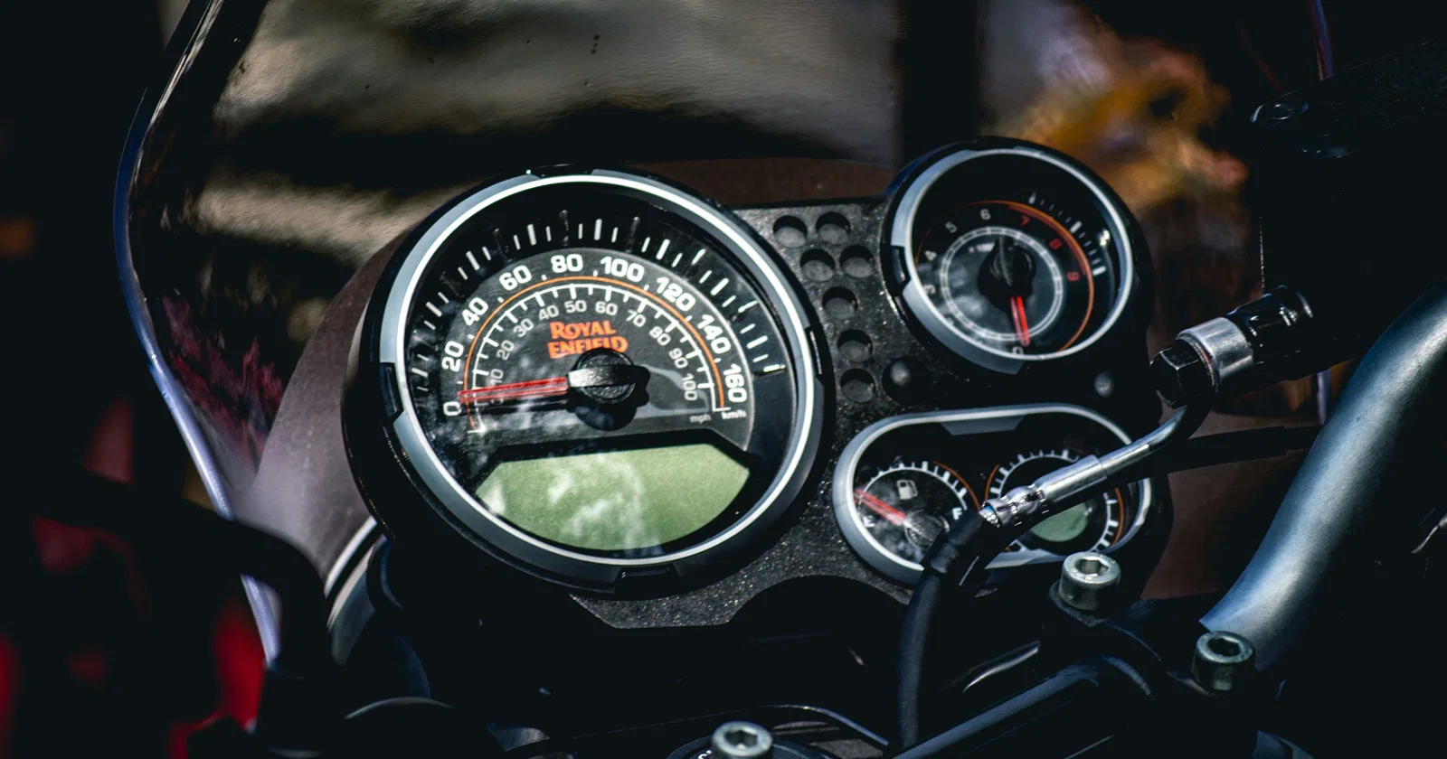 Illustration for Ganti Oli Motor Berapa Km? Ini Patokan yang Benar